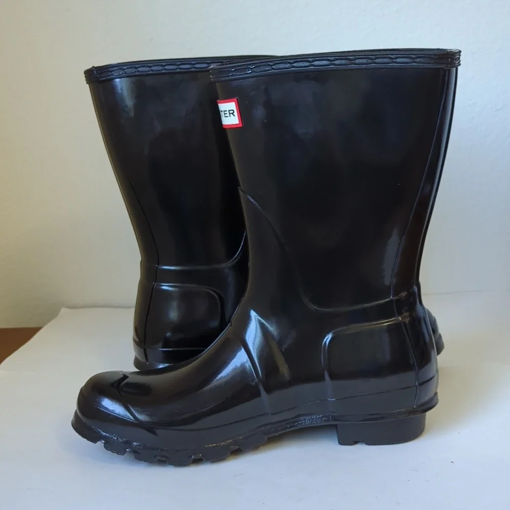 HUNTER ORIGINAL SHORT GLOSS BLACK - Size 7